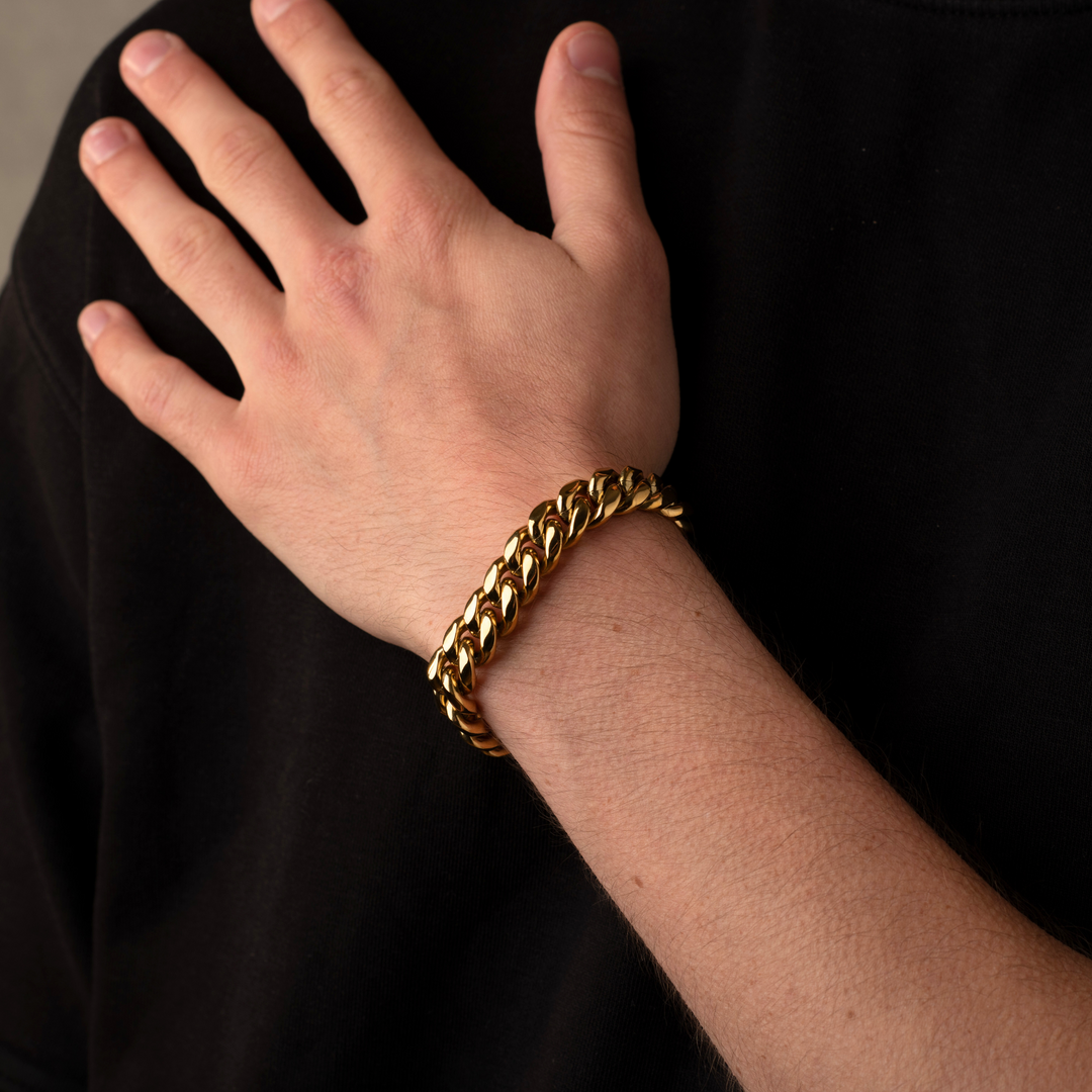 Man Wearing a Gold Cuban Chain Bracelet 11MM