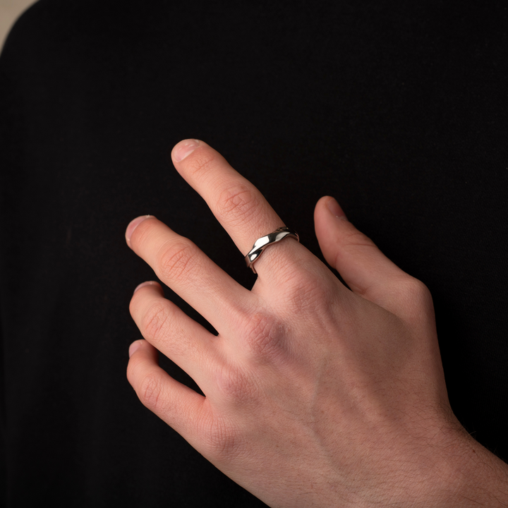 Silver Wavy Band Ring 6MM