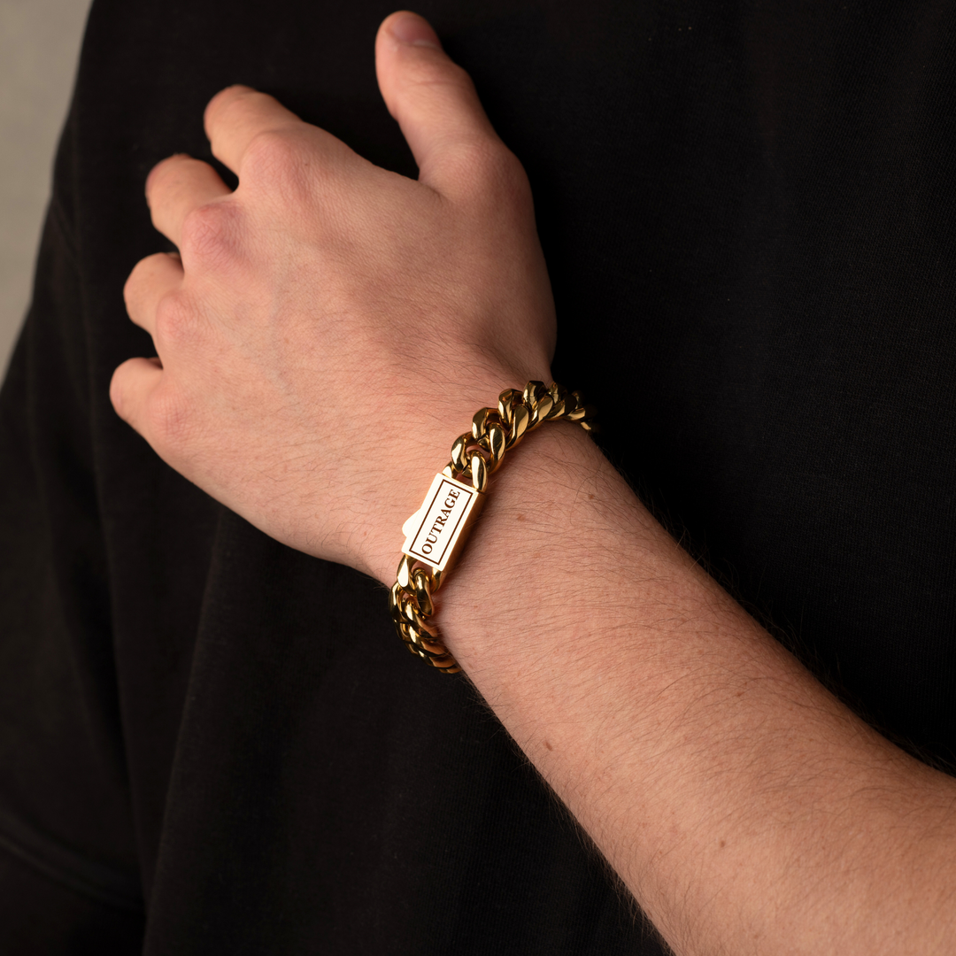 Man Wearing a Gold Cuban Chain Bracelet 11MM