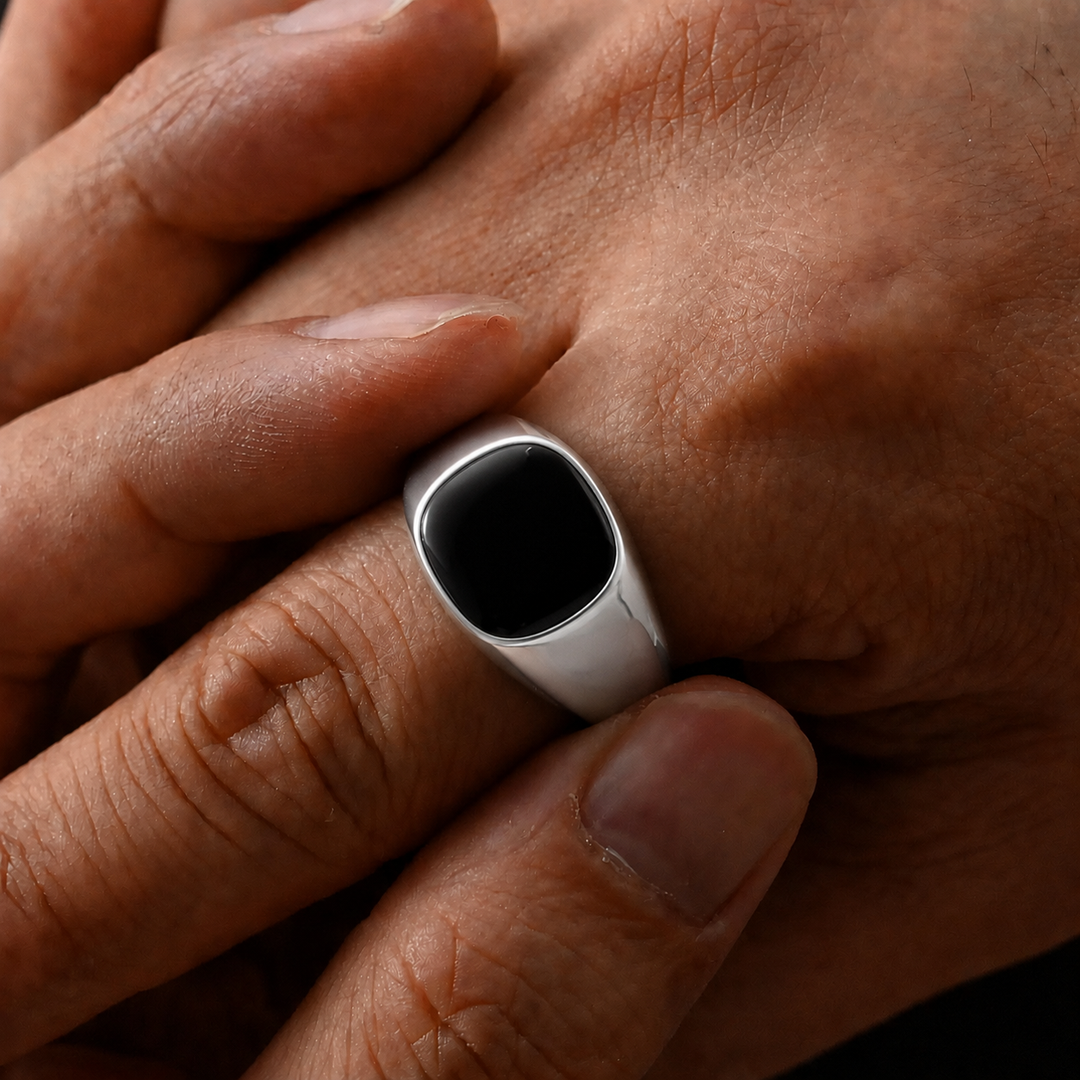 Silver Onyx Stone 20MM Signet Ring