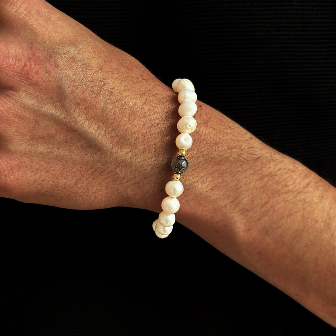 Onyx Stone - Genuine Pearls Bracelet