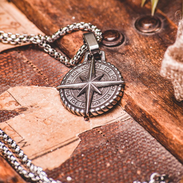 Silver Northern Star Necklace Pendant